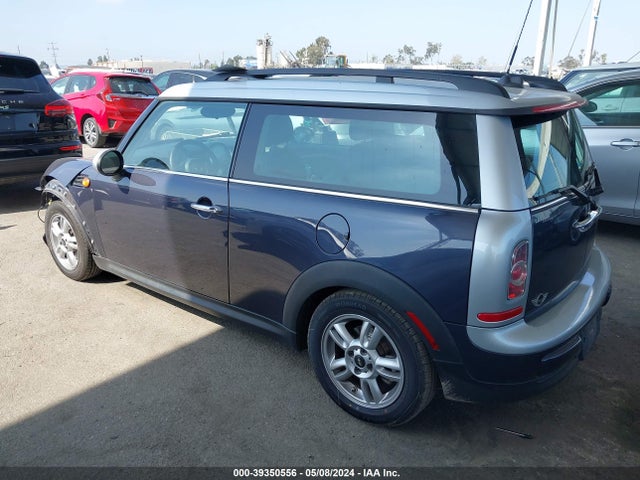 2012 MINI COOPER CLUBMAN WMWZF3C59CT189018 Photo 2