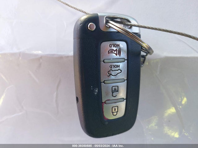 Hyundai Genesis 3.8 2014 KMHGC4DD9EU264808 Image 11