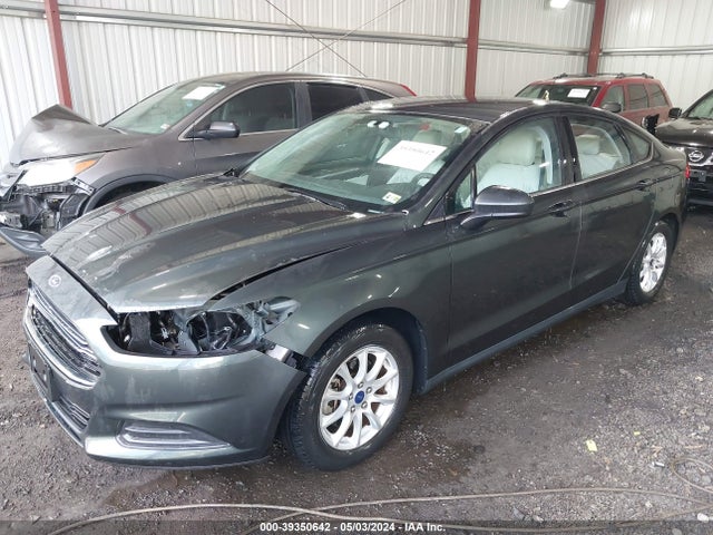 Ford FUSION S 2015 1FA6P0G7XF5101217 Image 2