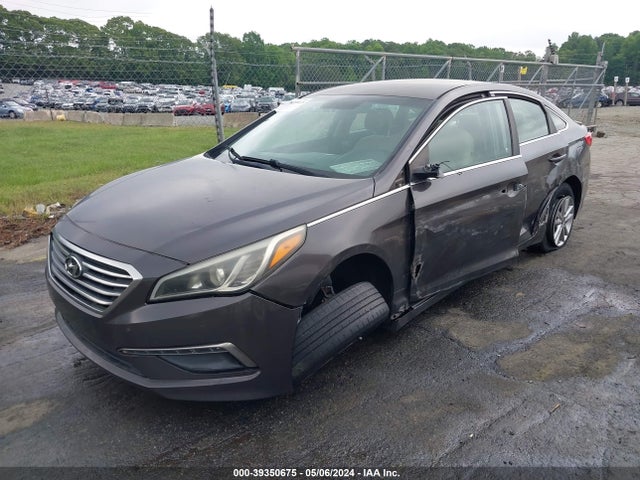 Hyundai SONATA SE 2015 5NPE24AF0FH023834 Image 2
