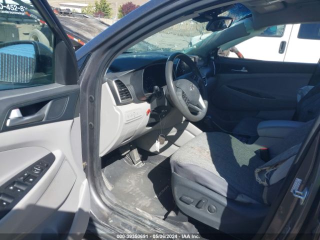KM8J3CA43LU244426 Hyundai Tucson Value
