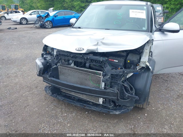 KIA SOUL LX 2020 KNDJ23AU4L7077645 Image 6