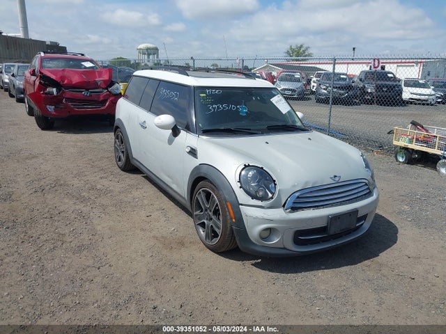 2012 MINI COOPER CLUBMAN WMWZF3C58CT190080 Photo 0