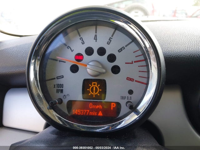 2012 MINI COOPER CLUBMAN WMWZF3C58CT190080 Photo 6