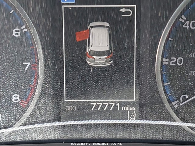 Toyota RAV4 LE 2018 JTMZFREV4JJ195336 Image 16
