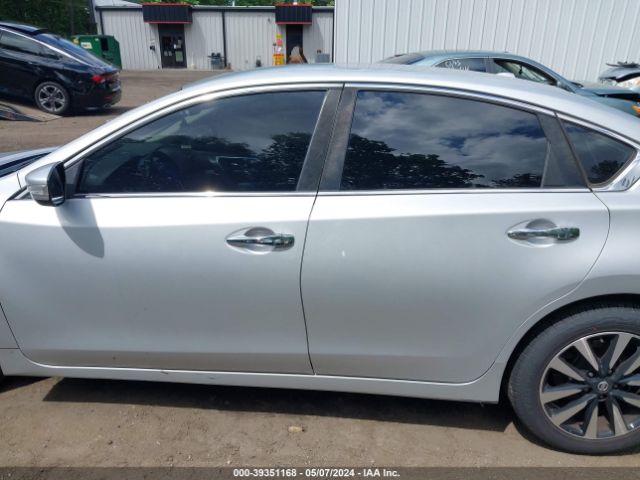 1N4AL3APXJC167075 Nissan Altima 2.5 Sl