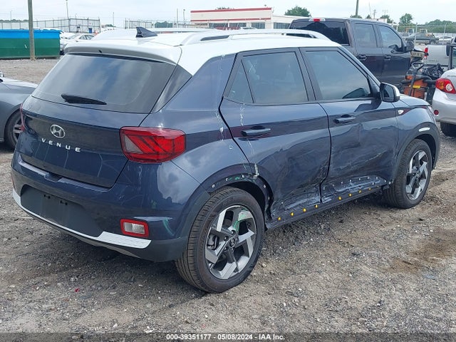 Hyundai Venue Limited 2022 KMHRC8A32NU159832 Image 4