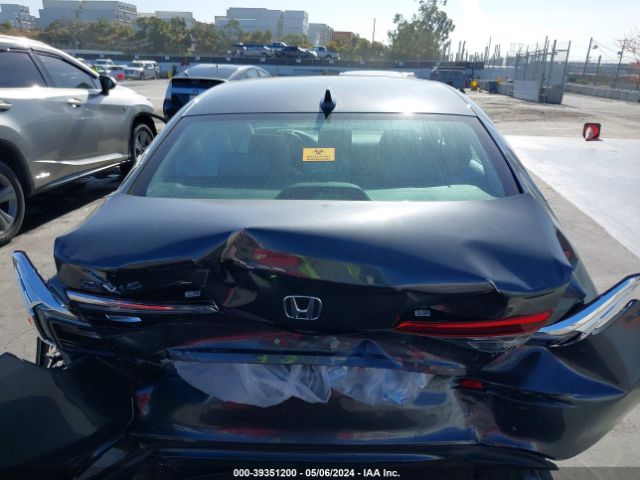 2HGFE1F77NH327487 Honda CIVIC EX