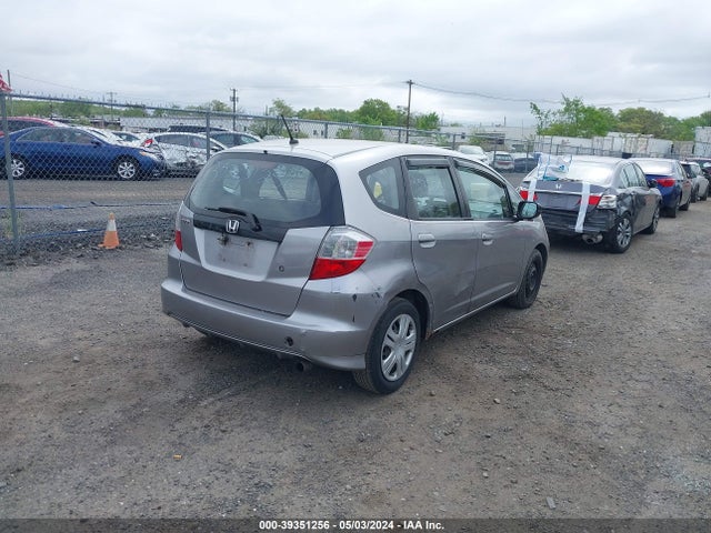 39351256 :رقم المزاد ، JHMGE8H25AS013092 vin ، 2010 Honda Fit مزاد بيع