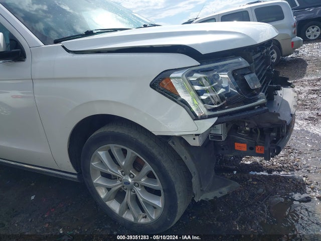 Ford Expedition Max Limited 2018 1FMJK1KT2JEA62110 Image 12