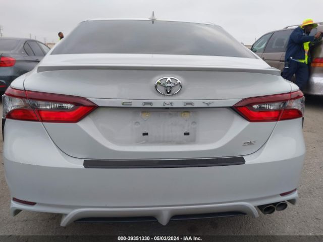 4T1G11AK6NU499593 Toyota CAMRY SE