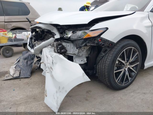 4T1G11AK6NU499593 Toyota CAMRY SE