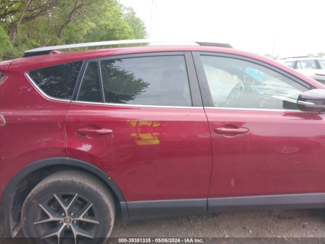 JTMJFREV6JD244645 Toyota RAV4 SE