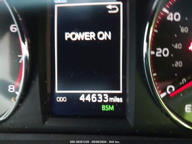 JTMJFREV6JD244645 Toyota RAV4 SE
