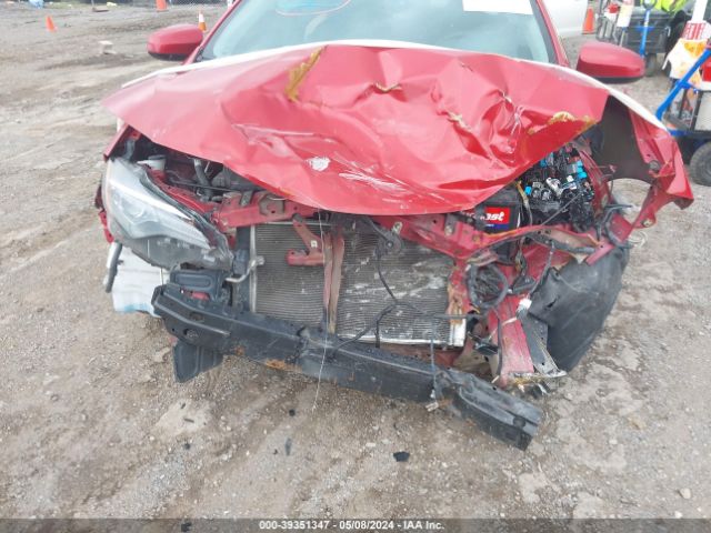 5YFBURHE1HP706851 Toyota COROLLA LE