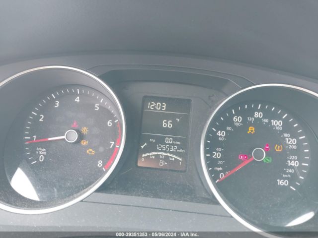 3VWD67AJ5GM384720 Volkswagen Jetta 1.4t Se