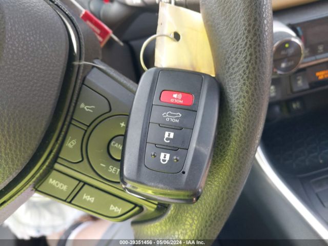 2019 TOYOTA RAV4 JTMW1RFV3KD003758 Photo 10