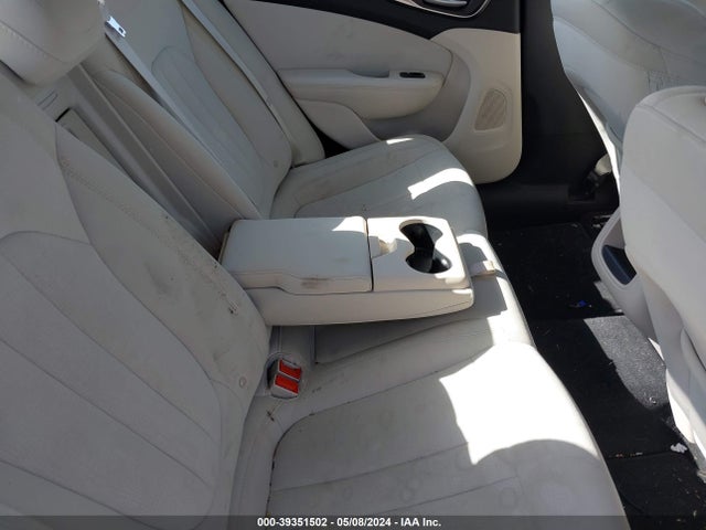 1C3CCCAB8GN177774 Chrysler 200 Limited