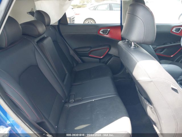KNDJ53AU2P7209296 KIA Soul Gt-line