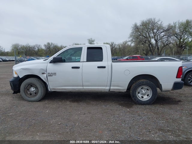 1C6RR7FT5KS663151 RAM 1500 Classic Tradesman Quad Cab 4x4 6'4 Box