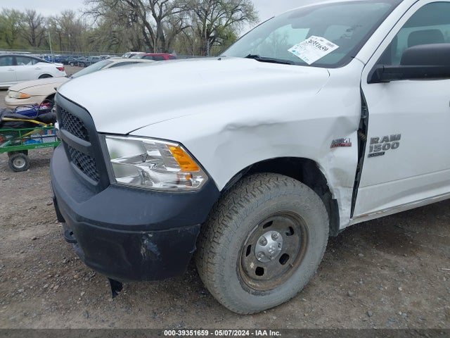 1C6RR7FT5KS663151 RAM 1500 Classic Tradesman Quad Cab 4x4 6'4 Box
