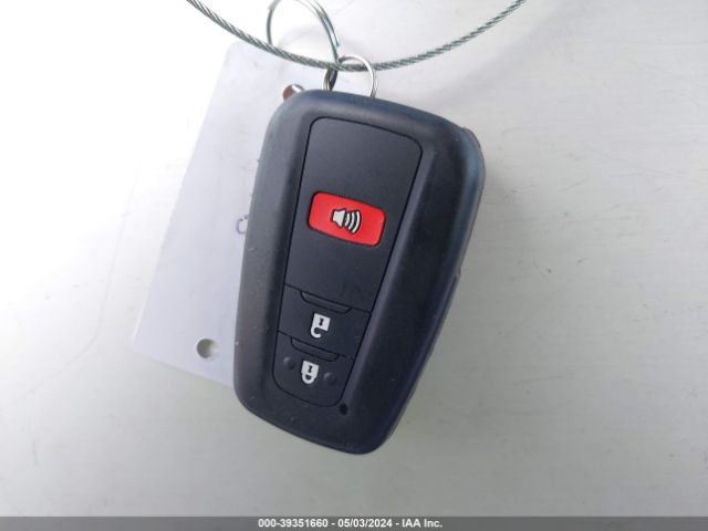 JTDKARFUXG3522793 Toyota Prius Four Touring