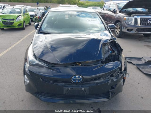 JTDKARFUXG3522793 Toyota Prius Four Touring