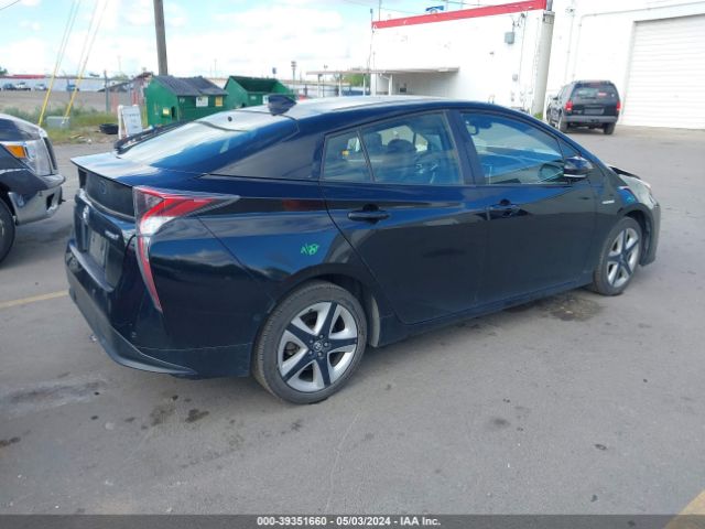 JTDKARFUXG3522793 Toyota Prius Four Touring