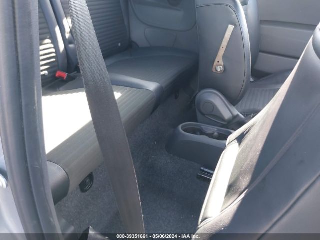 3C3CFFBR9FT555846 Fiat 500 SPORT