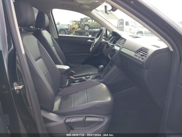 3VV2B7AX6LM065588 Volkswagen Tiguan 2.0t Se/2.0t Se R-line Black/2.0t Sel