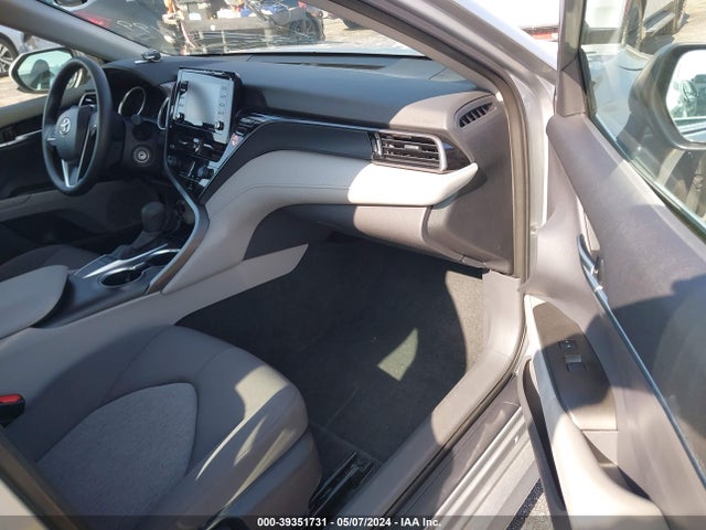 Toyota CAMRY LE 2024 4T1C11AK6RU849972 Image 5