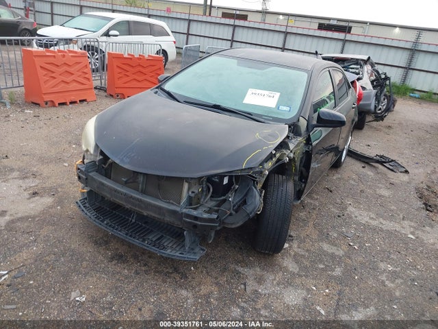 Toyota COROLLA LE 2016 5YFBURHE4GP432656 Image 2