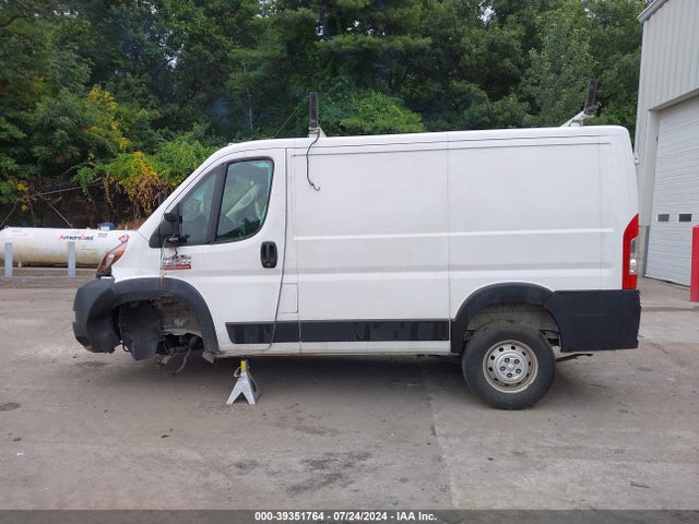 3C6TRVNG4LE127567 RAM Promaster 1500 Low Roof 118 Wb