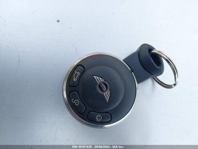 2016 MINI COUNTRYMAN WMWZC3C5XGWT07235 Photo 10