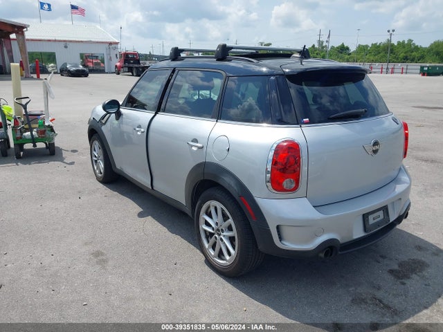 2016 MINI COUNTRYMAN WMWZC3C5XGWT07235 Photo 2