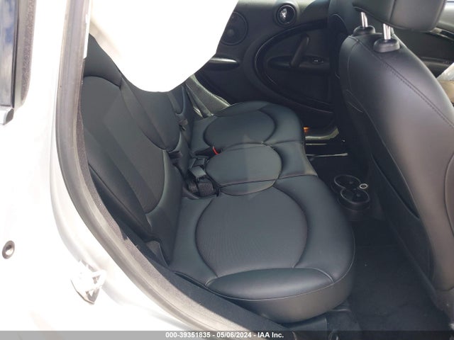 2016 MINI COUNTRYMAN WMWZC3C5XGWT07235 Photo 7