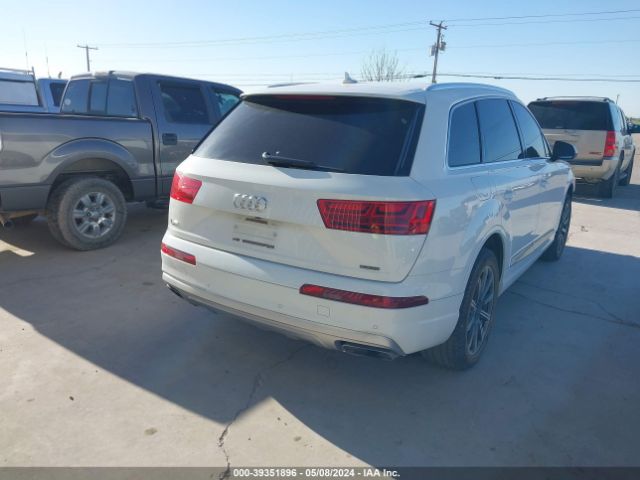 WA1LHAF70HD040433 Audi Q7 2.0t Premium