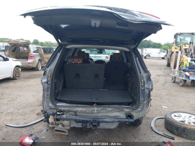 1GNEVKKW8JJ271749 Chevrolet Traverse High Country