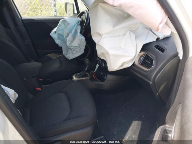 ZACCJABT9GPD89359 Jeep Renegade Latitude