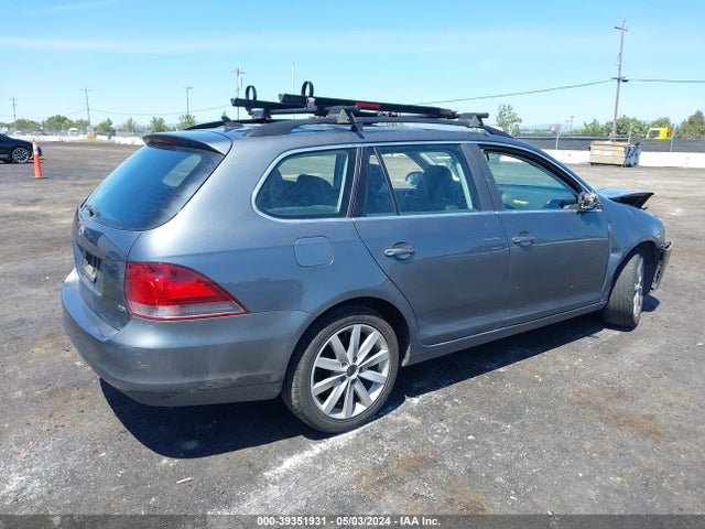 3VWPL7AJ0EM618717 Volkswagen Jetta Sportwagen 2.0l Tdi