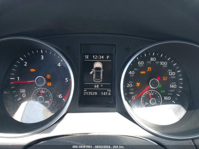 3VWPL7AJ0EM618717 Volkswagen Jetta Sportwagen 2.0l Tdi