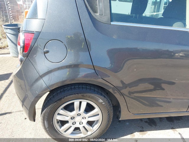 Chevrolet Sonic Lt Auto 2016 1G1JC6SH7G4146022 Image 6