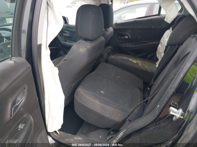 Chevrolet TRAX LS 2018 3GNCJKSB2JL410699 Image 8