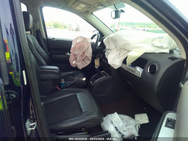 1C4NJDEB6ED664775 Jeep Compass Latitude