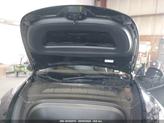2022 TESLA MODEL Y 7SAYGAEE8NF378345 Photo 9