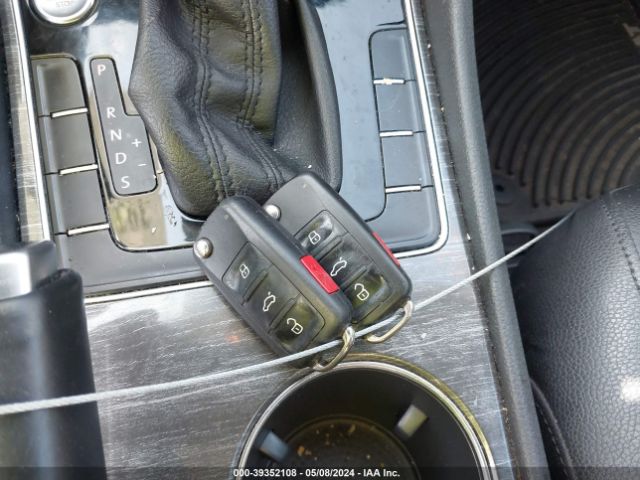 1VWBA7A34JC019140 Volkswagen Passat 2.0t Se