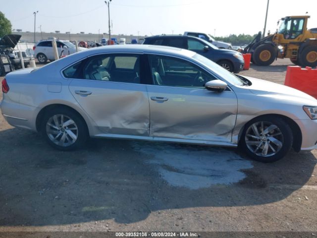 1VWBA7A34JC019140 Volkswagen Passat 2.0t Se