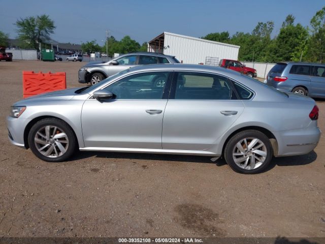 1VWBA7A34JC019140 Volkswagen Passat 2.0t Se