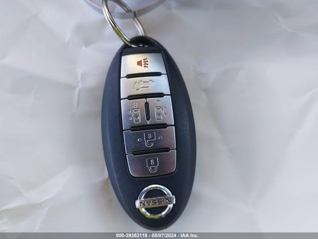 Nissan Quest Sl 2015 JN8AE2KP2F9130530 Image 11