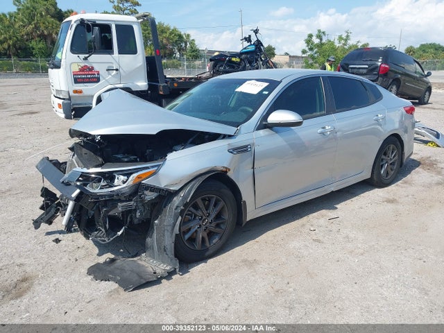 KIA Optima Lx 2020 5XXGT4L38LG403925 Image 2